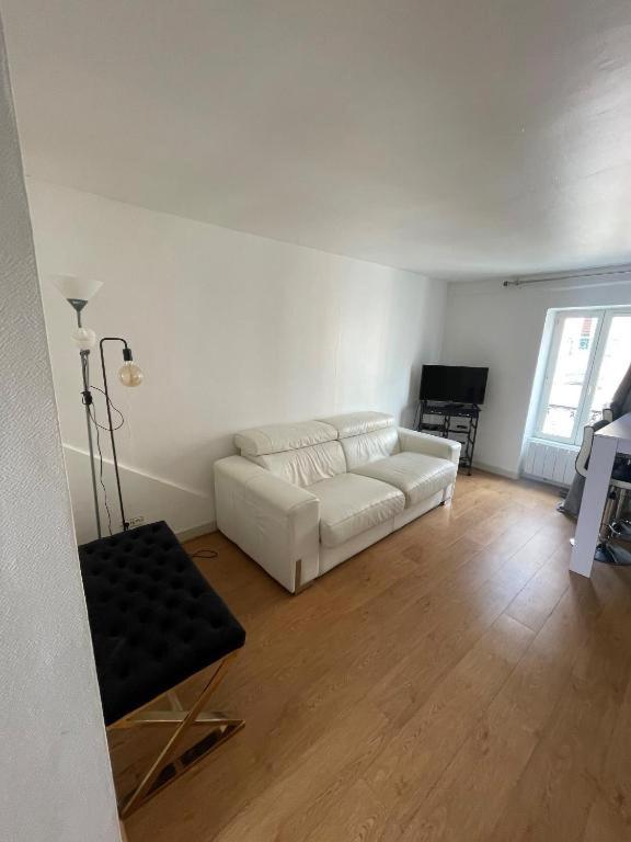 Appartements Sympas Et Confortables Proche De Paris น็องแตร์ ภายนอก รูปภาพ